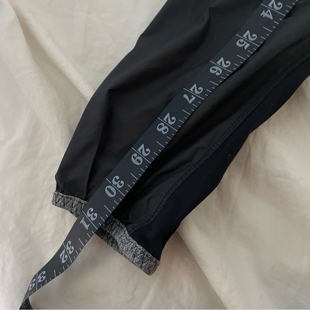 Lululemon Essential Windbreaker Full Zip Jacket - Picture 14 of 15